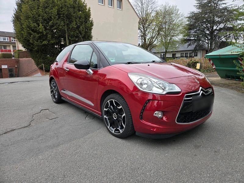 Gebraucht Citroën DS3 156 PS (114 kW) 2012 Rot Limousine