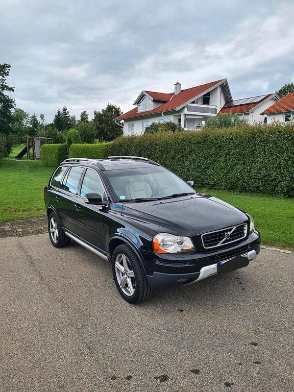 Schwarz Gebraucht 2008 Volvo XC90 R-Design SUV | 9.500 € (Etwas zu teuer) - Bild 1/4