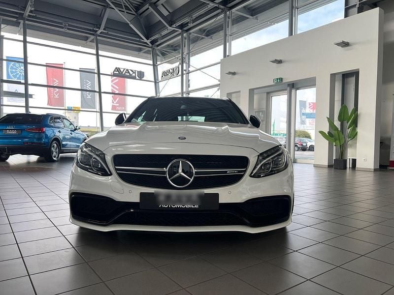 Weiß Gebraucht 2016 Mercedes C63 AMG AMG Kombi | 42.000 € (Guter Preis) - Bild 1/4