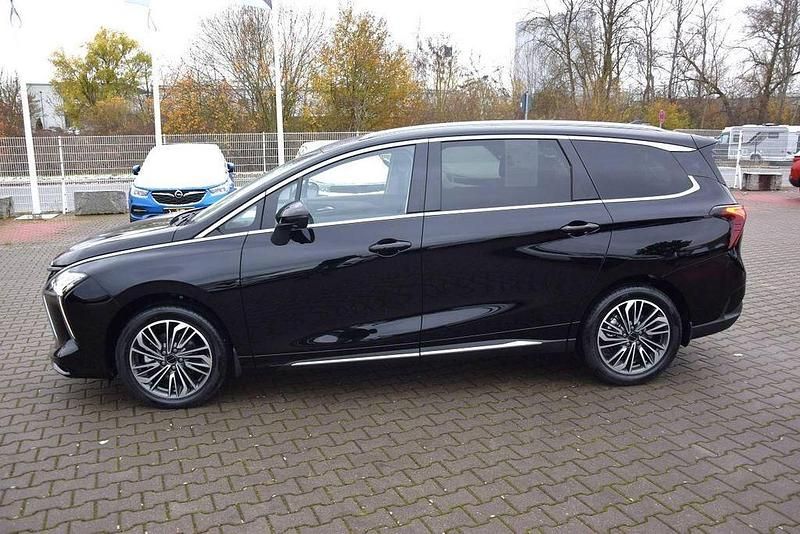 Neu DFSK Forthing 4 177 PS (130 kW) 2025 Schwarz Van / Kleinbus