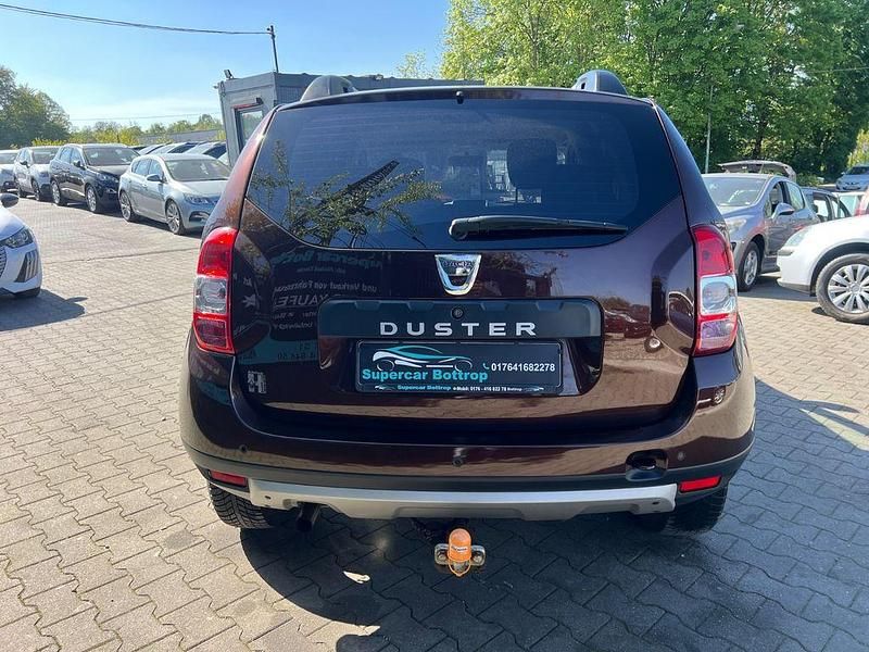 Second-hand Dacia Duster Black Shadow 125 CP (91 kW) 2017 Maro SUV