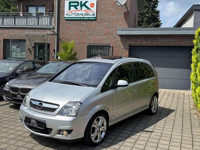 Silber Gebraucht 2009 Opel Meriva Innovation Van / Kleinbus | 5.500 € (Etwas zu teuer) - Bild 1/4