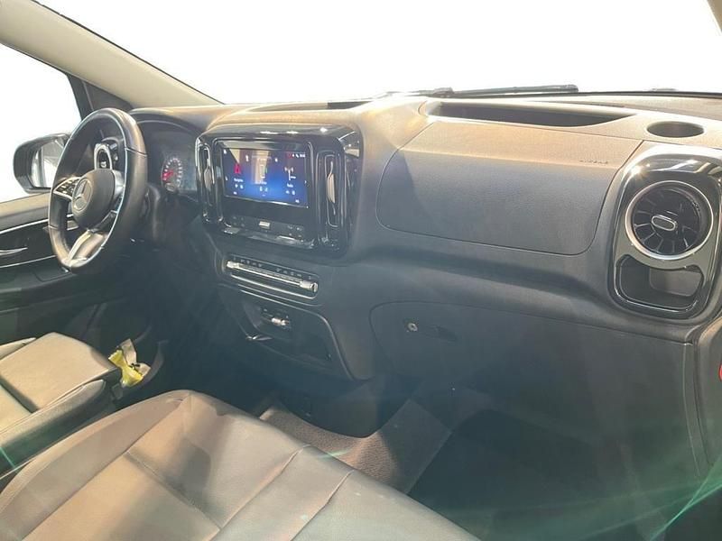 Gebraucht Mercedes Vito 237 PS (174 kW) 2025 Schwarz Van