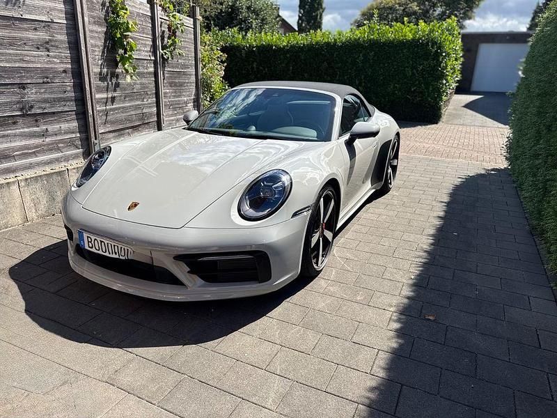 Grau Gebraucht 2021 Porsche 911 Carrera S Cabriolet Cabrio | 137.999 € (Guter Preis) - Bild 1/4