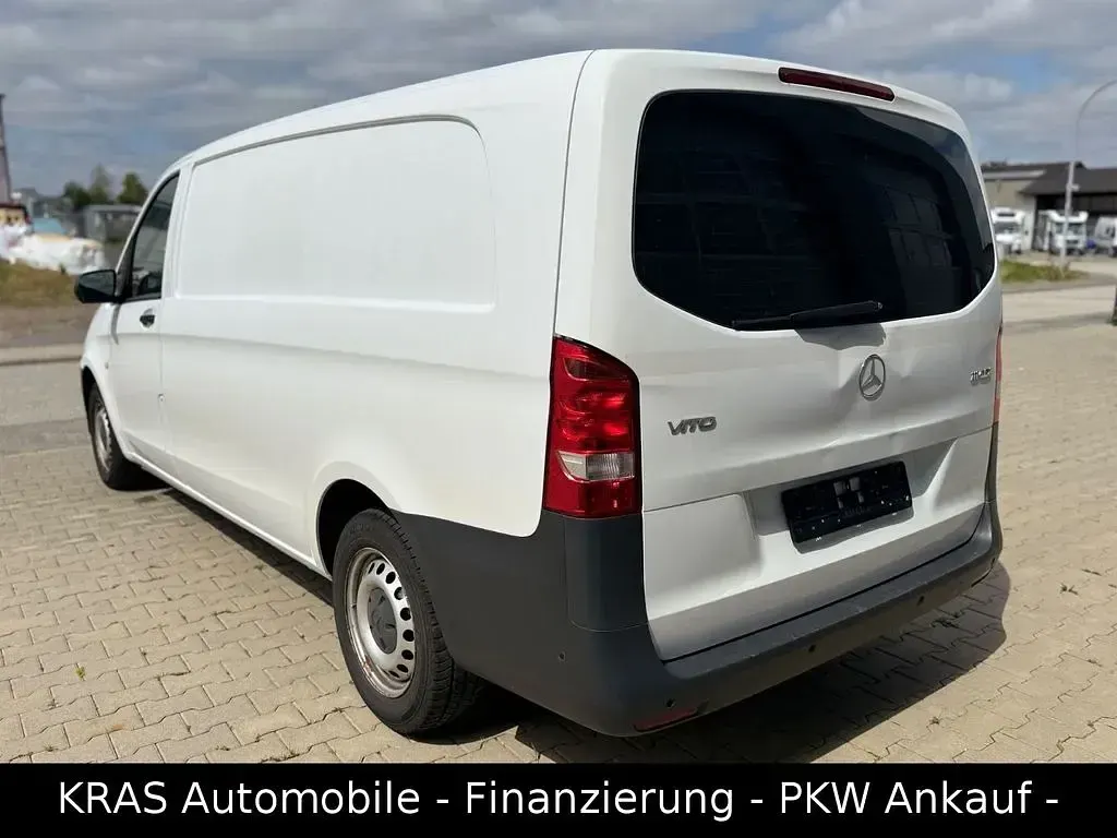 Gebraucht Mercedes Vito 114 PS (83 kW) 2017 Weiß Van