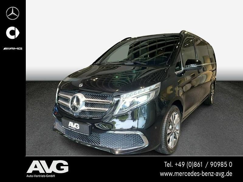 Obsidianschwarz Gebraucht 2019 Mercedes V300 Edition Van / Kleinbus | 49.990 € (Fairer Preis) - Bild 1/4