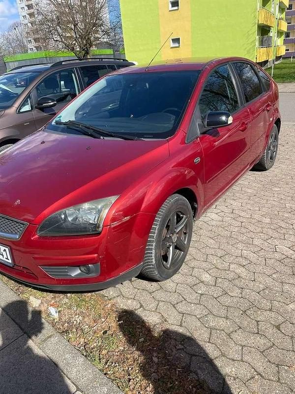 Gebraucht Ford Focus Titanium 109 PS (80 kW) 2006 Limousine