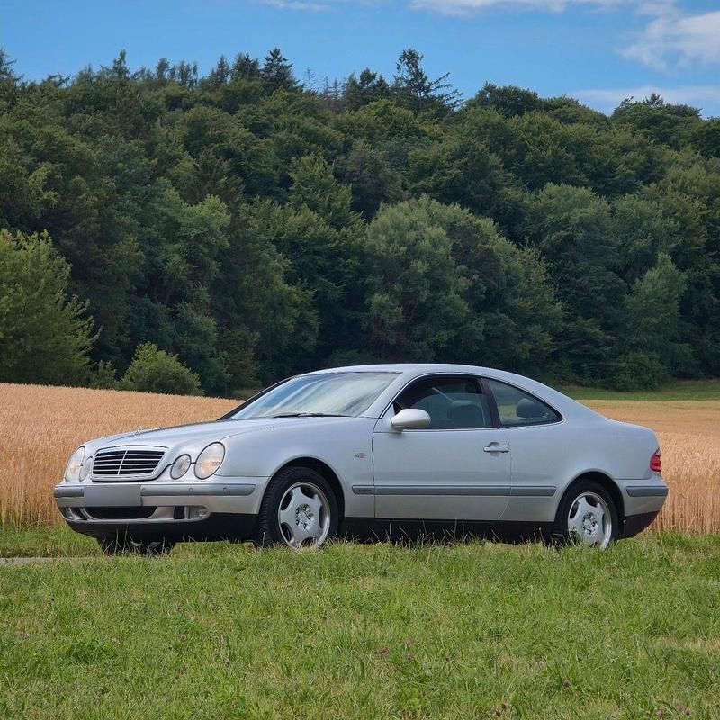 Gebraucht Mercedes CLK320 218 PS (160 kW) 1998 Silber Coupé
