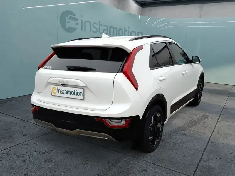 Gebraucht Kia e-Niro Inspiration 150 kW (204 PS) 2024 Weiß SUV