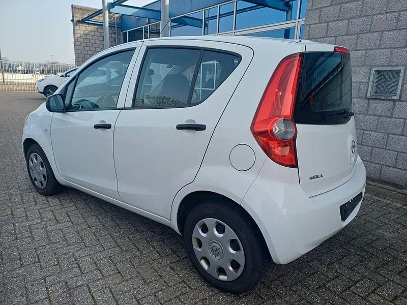 Gebraucht Opel Agila Basis 65 PS (47 kW) 2010 Weiß Kleinwagen