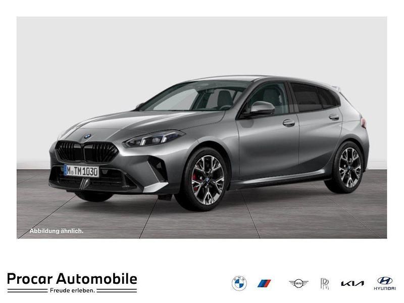 Skyscraper grau metallic Neu 2025 BMW 120 M Sport Kleinwagen | 43.900 € (Teuer) - Bild 1/4
