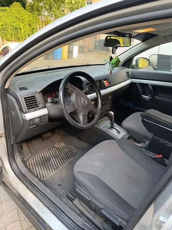 Gebraucht Opel Vectra Cosmo 147 PS (108 kW) 2003 Silber Limousine