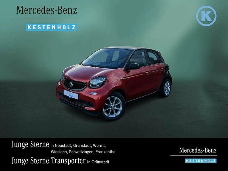 Gebraucht Smart ForFour Electric Drive Passion 60 kW (82 PS) 2018 Karosserie in cadmium red Limousine