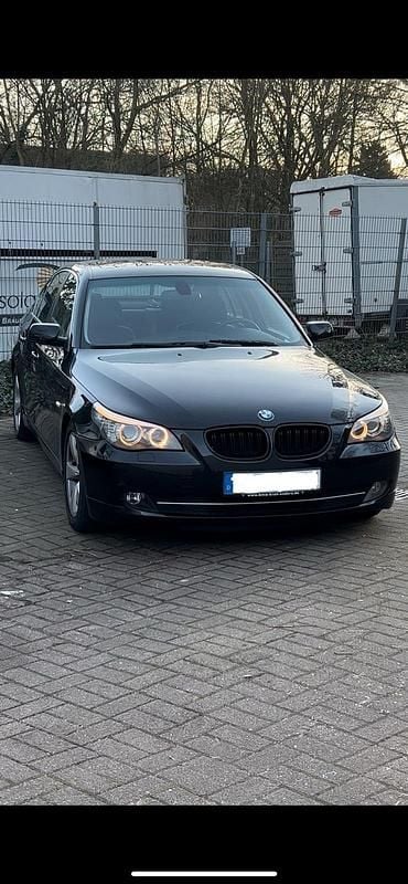 Schwarz Gebraucht 2007 BMW 523 Limousine | 5.500 € (Fairer Preis) - Bild 1/4