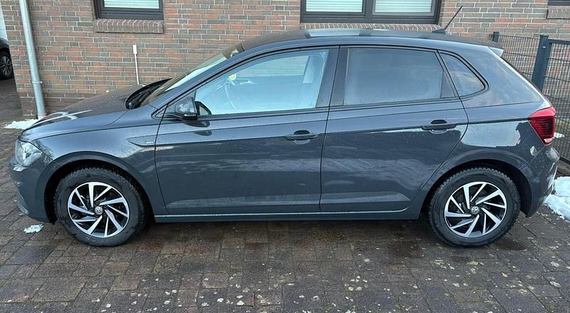 Gebraucht VW Polo Join 95 PS (69 kW) 2019 Grau Kleinwagen