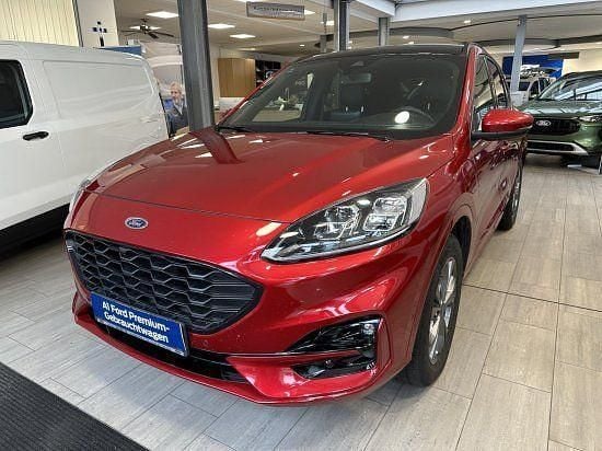 Lucidrot metallic (metallic) Gebraucht 2022 Ford Kuga ST-Line X SUV | 29.980 € (Teuer) - Bild 1/4