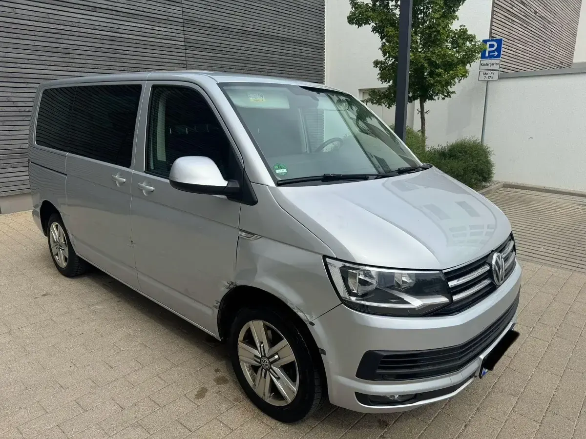 Gebraucht VW T6 150 PS (110 kW) 2016 Silber Van