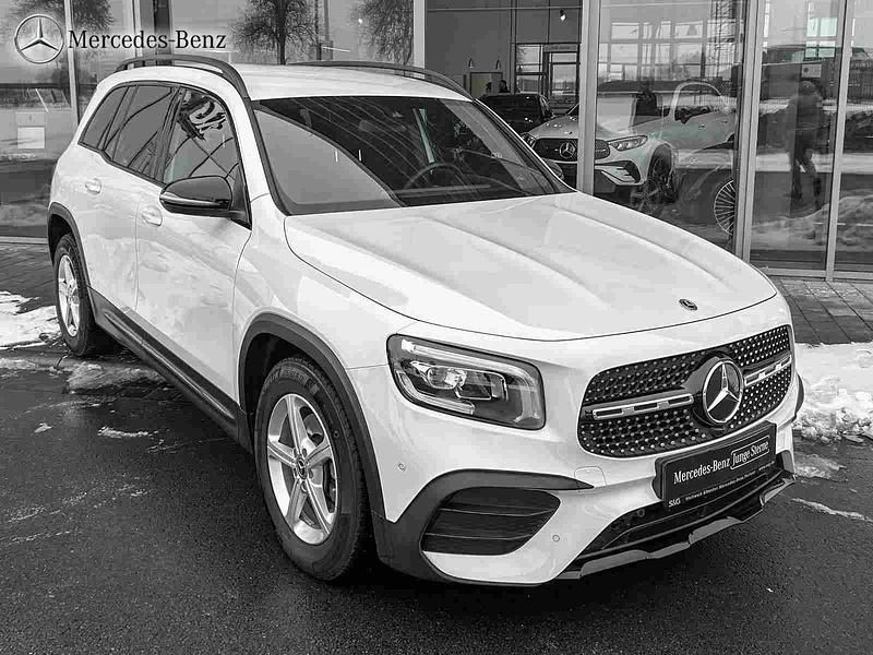 Gebraucht Mercedes GLB200 AMG 163 PS (119 kW) 2022 Digitalweiß SUV