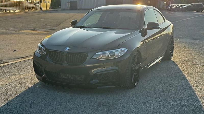 Schwarz Gebraucht 2014 BMW M235 Performance Coupé | 17.800 € (Fairer Preis) - Bild 1/4
