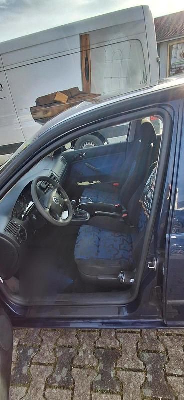 Gebraucht VW Golf III 75 PS (55 kW) 1999 Blau Kombi