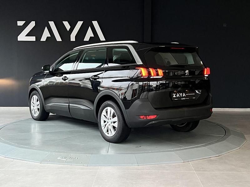 Gebraucht Peugeot 5008 131 PS (96 kW) 2018 Schwarz Van / Kleinbus