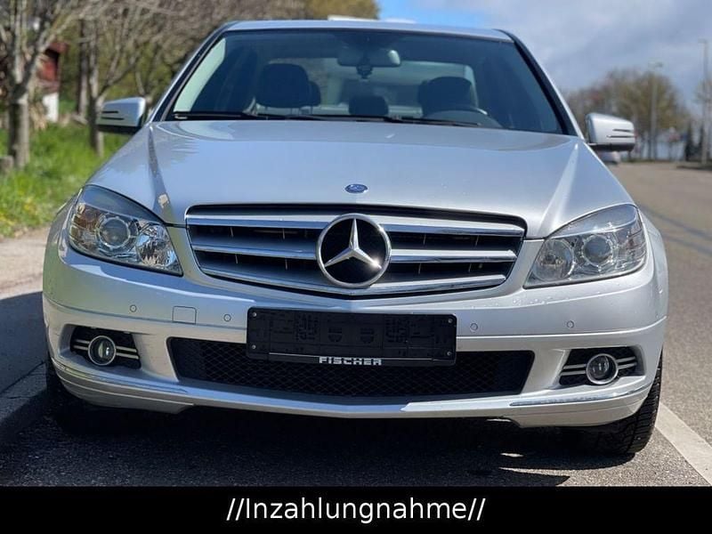 Gebraucht Mercedes C200 184 PS (135 kW) 2009 Silber Limousine