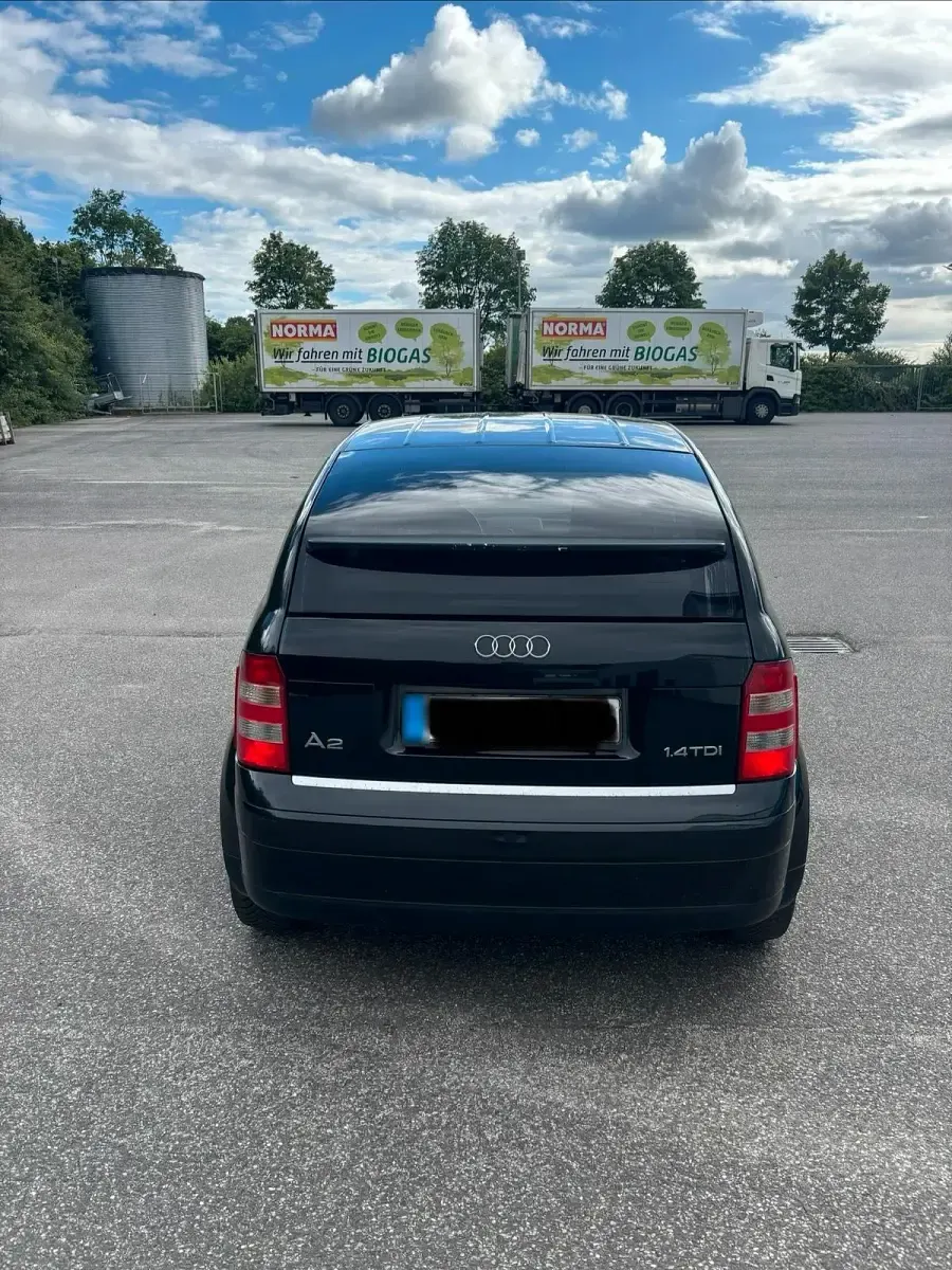 Gebraucht Audi A2 75 PS (55 kW) 2005 Schwarz Kleinwagen