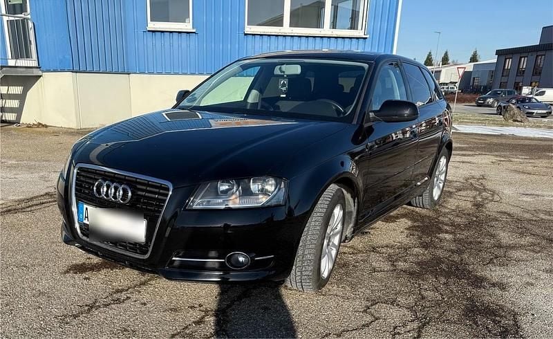 Schwarz Gebraucht 2012 Audi A3 Kleinwagen | 4.900 € (Fairer Preis) - Bild 1/4