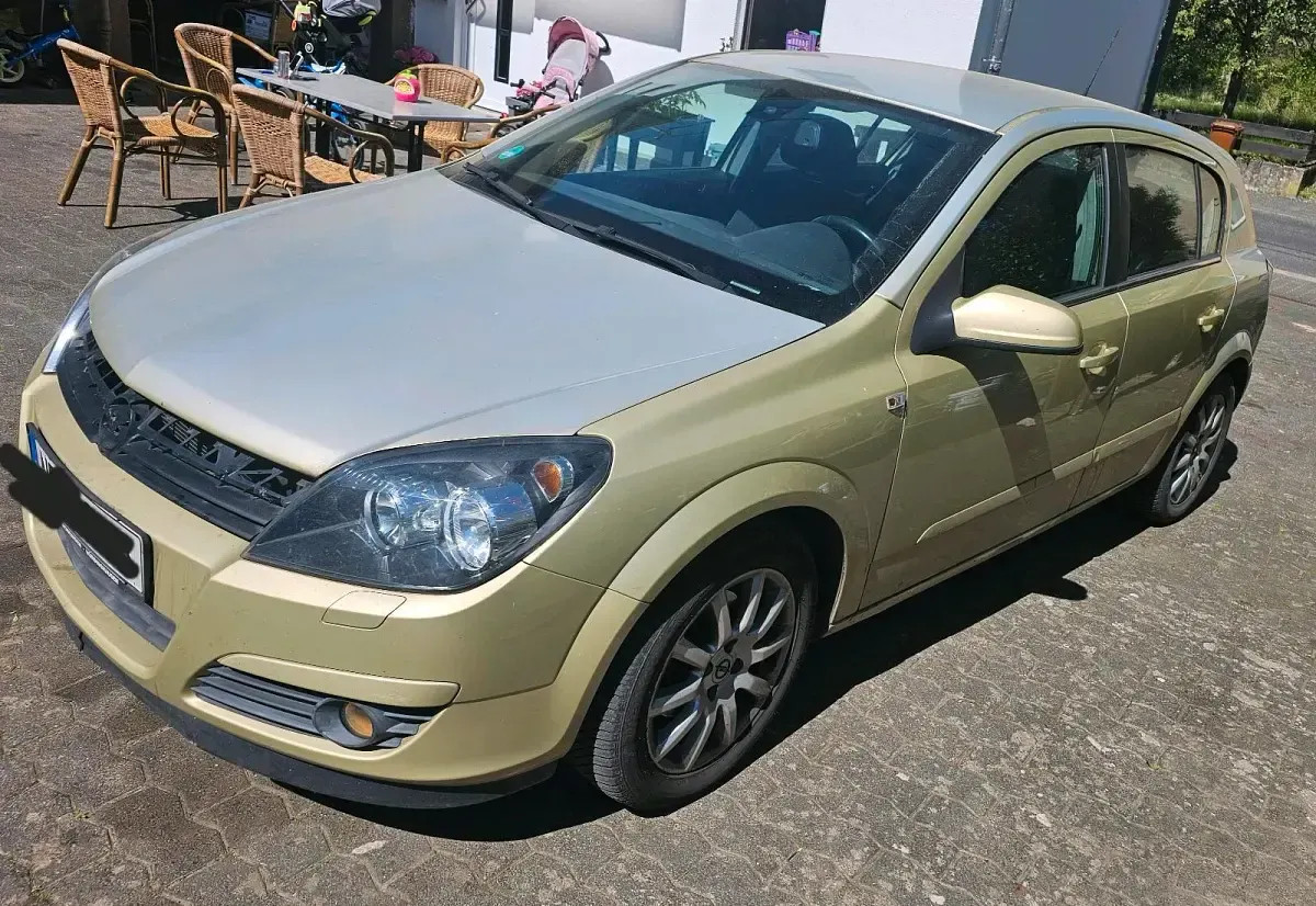 Gebraucht Opel Astra 2004 Gold Limousine