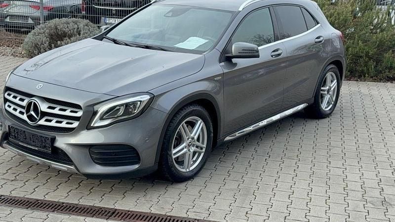 Gebraucht Mercedes GLA250 AMG 211 PS (155 kW) 2017 Grau SUV