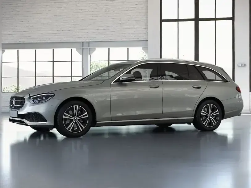 Second-hand Mercedes E220 Avantgarde 200 CP (147 kW) 2023 Argintiu Berlinǎ