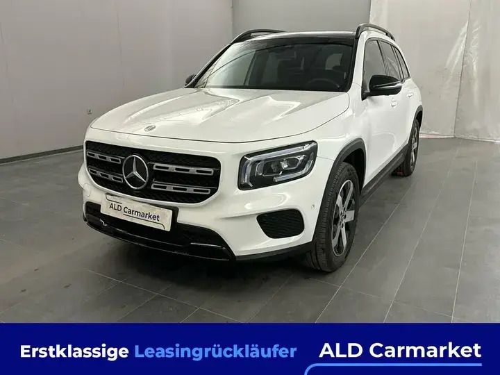 Nachtschwarz Gebraucht 2022 Mercedes GLB250 AMG SUV | 41.884 € (Teuer) - Bild 1/4