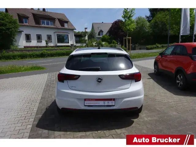 Gebraucht Opel Astra Design & Tech 110 PS (80 kW) 2021 Weiss Limousine