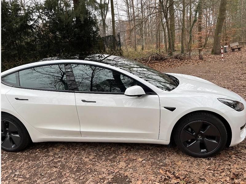 Gebraucht Tesla Model 3 208 kW (283 PS) 2022 Weiß Limousine