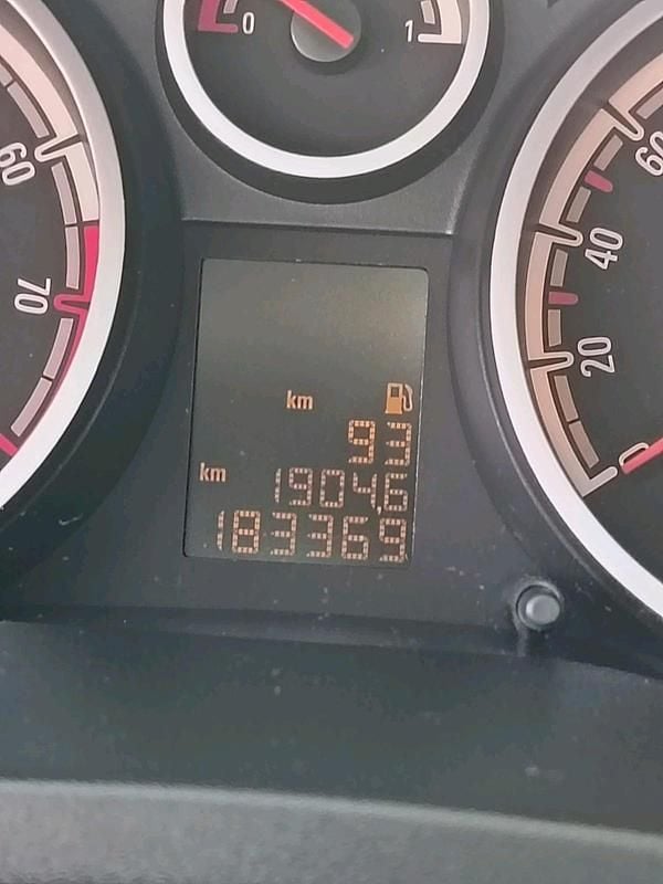 Gebraucht Opel Corsa 120 PS (88 kW) 2012 Weiß Kleinwagen