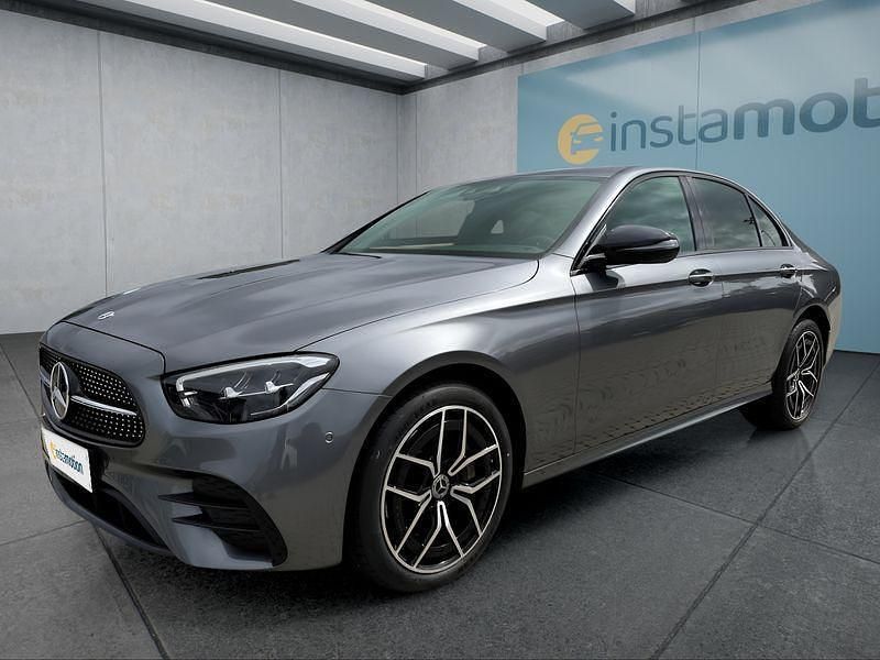 Grau Gebraucht 2022 Mercedes E300 Limousine | 37.849 € (Etwas zu teuer) - Bild 1/4