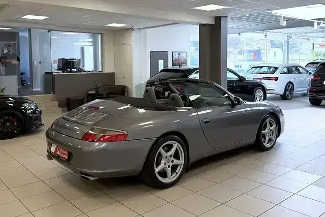 Usata Porsche 911 Carrera 320 CV (235 kW) 2001 Andere Cabrio