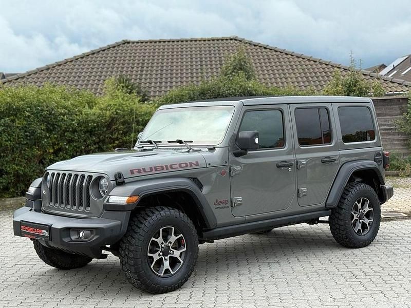 Grau Gebraucht 2019 Jeep Wrangler Unlimited Rubicon SUV | 44.990 € (Etwas zu teuer) - Bild 1/4