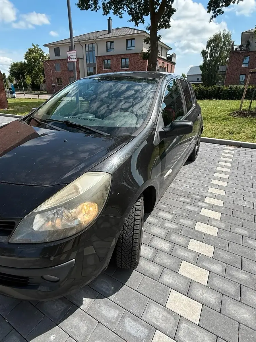 Gebraucht Renault Clio 75 PS (55 kW) 2007 Schwarz Kleinwagen