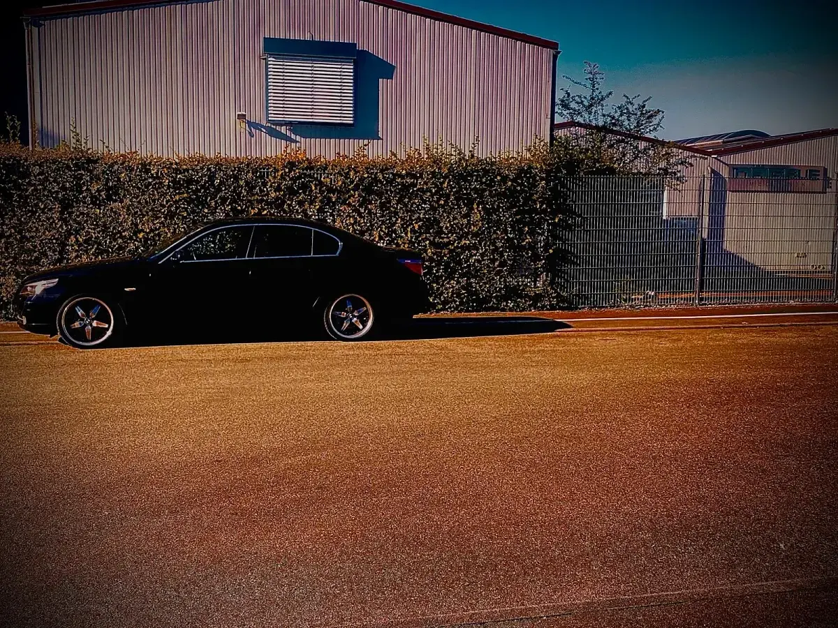 Gebraucht BMW 520 163 PS (119 kW) 2007 Schwarz Limousine