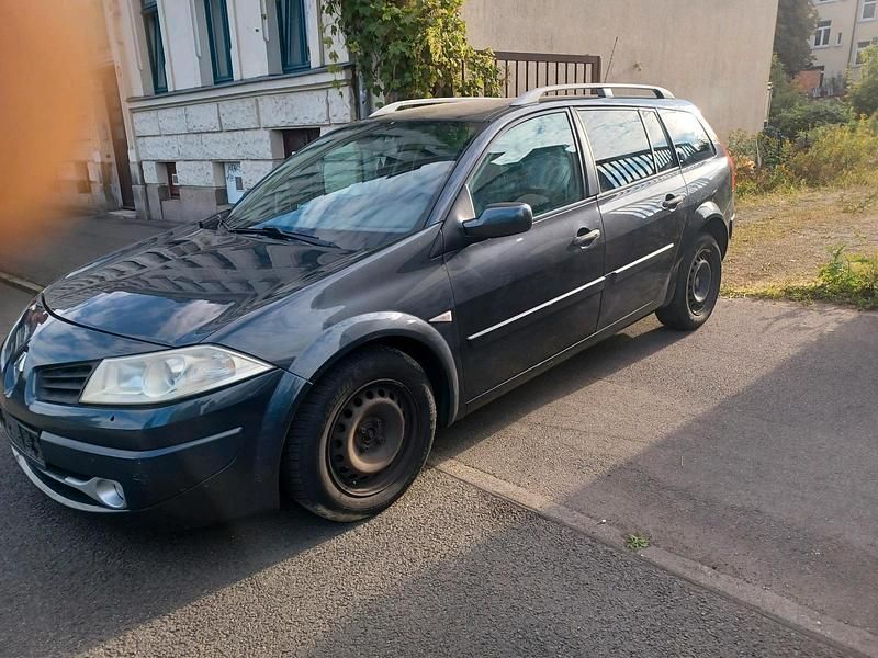 Schwarz Gebraucht 2007 Renault Mégane II Kombi | 500 € (Guter Preis) - Bild 1/4