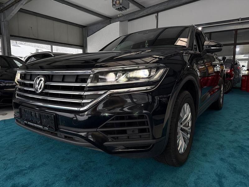 Gebraucht VW Touareg Basis 286 PS (210 kW) 2019 Schwarz SUV