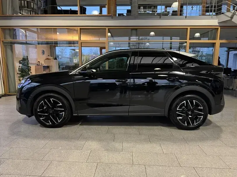 Gebraucht Peugeot 3008 Allure 145 PS (106 kW) 2025 Perlanera schwarz SUV