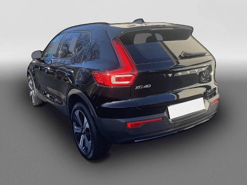 Gebraucht Volvo XC40 Core 169 kW (231 PS) 2022 Schwarz SUV