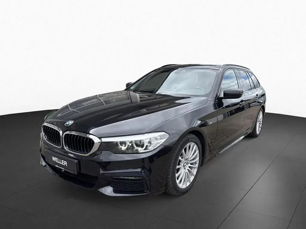 Gebraucht BMW 530 M Sport 265 PS (194 kW) 2020 Black sapphire (schwarz) Kombi