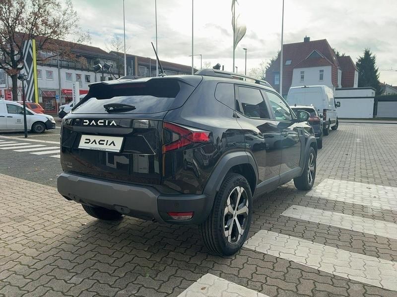 Gebraucht Dacia Duster Journey 158 PS (116 kW) 2025 Perlmuttschwarz metallic (schwarz) (schwarz) SUV