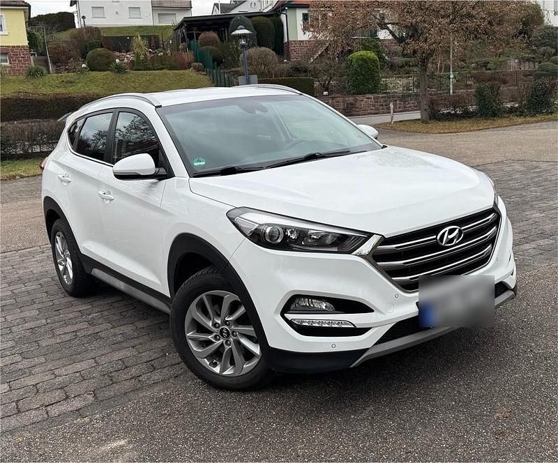 Gebraucht Hyundai Tucson Style 177 PS (130 kW) 2017 Weiß SUV
