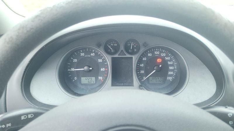 Gebraucht Seat Ibiza 69 PS (50 kW) 2008 Rot Limousine