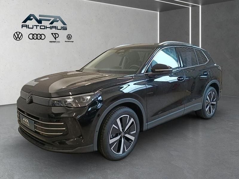 Neu VW Tiguan Elegance 150 PS (110 kW) 2025 Grenadillschwarz metallic SUV