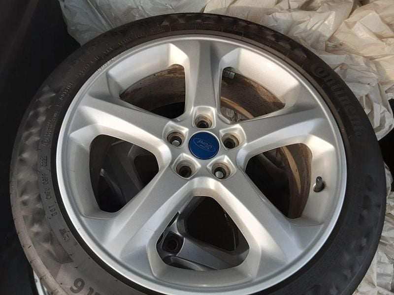 Gebraucht Ford Mondeo Titanium 179 PS (131 kW) 2015 Grau Limousine